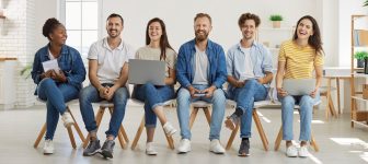 Hybrid Workplace Model: Pros and Cons for Employers