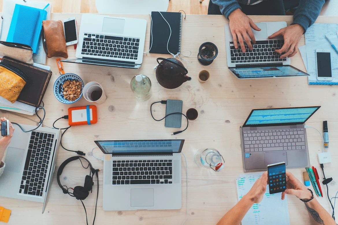 an desk office