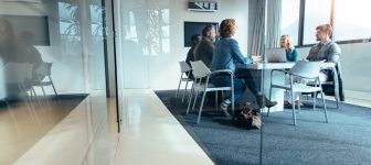 How To Set Up A Meeting Room For Success [2026 Guide]